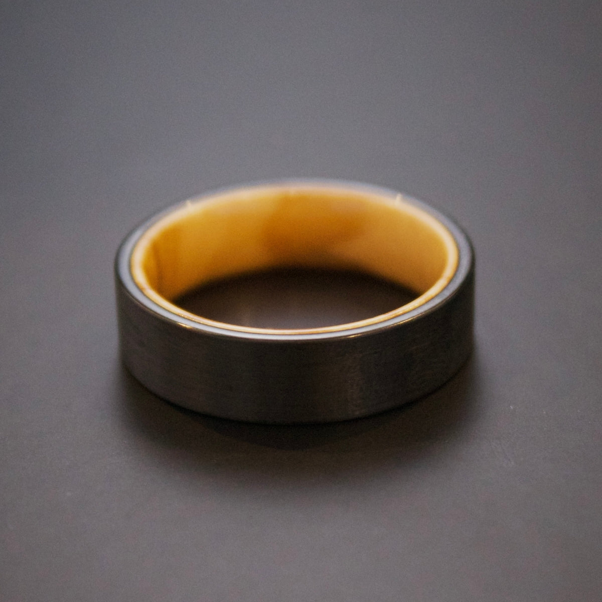 The Modernist in Black Carbon - Mondeu