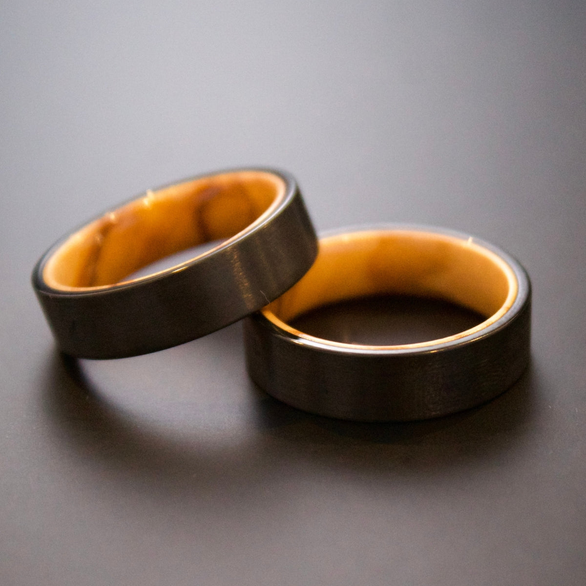 The Modernist in Black Carbon - Mondeu